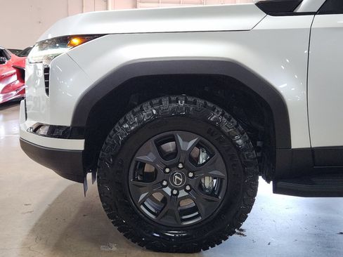 Used 2024 Lexus GX 550 AWD/4WD image 5
