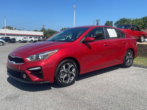 Used 2020 Kia Forte LXS FWD image 3