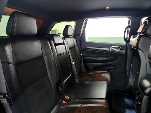 Used 2019 Jeep Grand Cherokee Altitude image 19