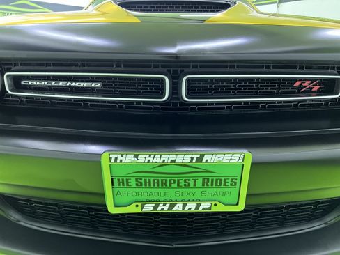 Used 2022 Dodge Challenger R/T RWD image 15