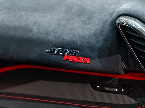 Certified 2019 Ferrari 488 Pista Coupe image 27