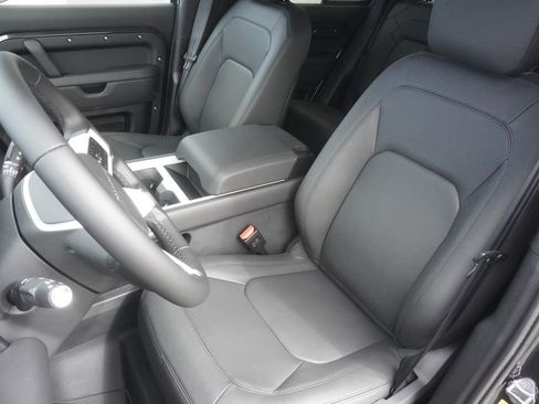 New 2026 Land Rover Defender 110 X-Dynamic SE image 20