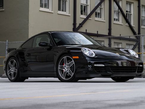 Used 2007 Porsche 911 Turbo AWD/4WD image 3