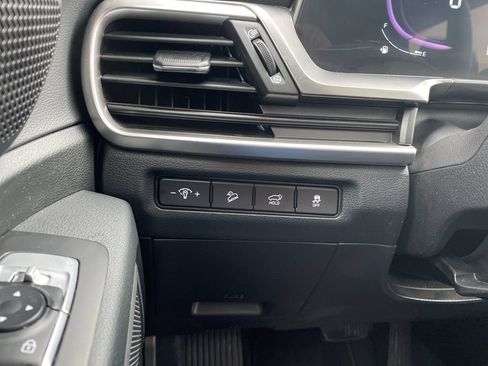 Used 2025 Kia Telluride S AWD/4WD image 26