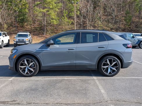 Used 2023 Volkswagen ID.4 Pro S image 6