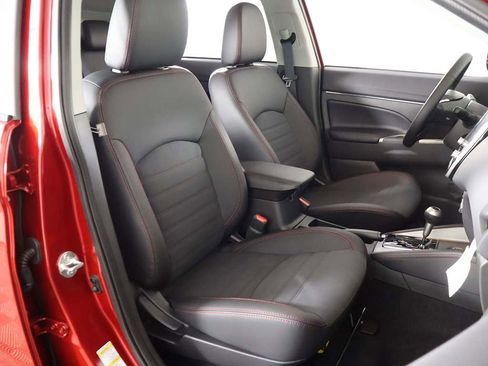 New 2025 Mitsubishi Outlander Sport SE image 27