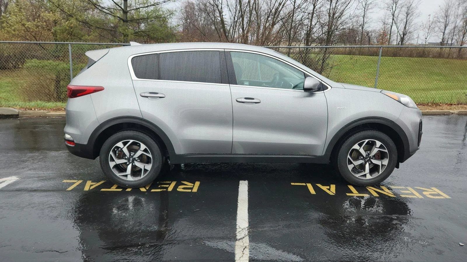 Used 2020 Kia Sportage LX AWD/4WD image 9