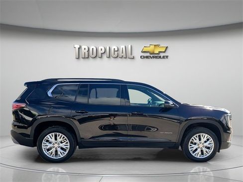 Used 2024 GMC Acadia Elevation image 6