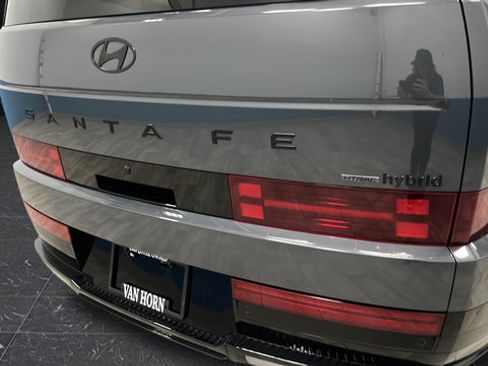 Used 2025 Hyundai Santa Fe Calligraphy AWD/4WD image 42