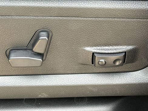 New 2026 RAM 2500 Big Horn AWD/4WD image 21