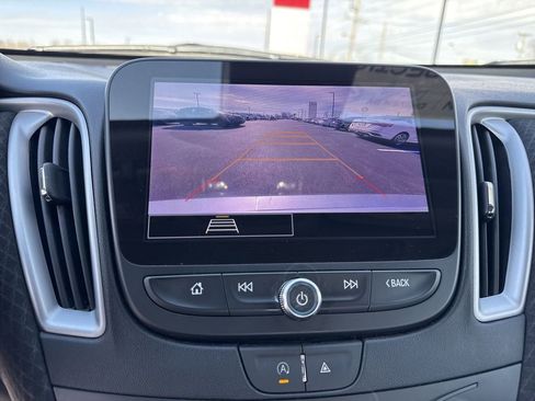 Used 2023 Chevrolet Malibu LT image 17