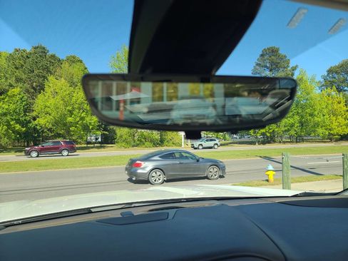 Used 2021 GMC Yukon XL Denali w/ Denali Premium Package image 34