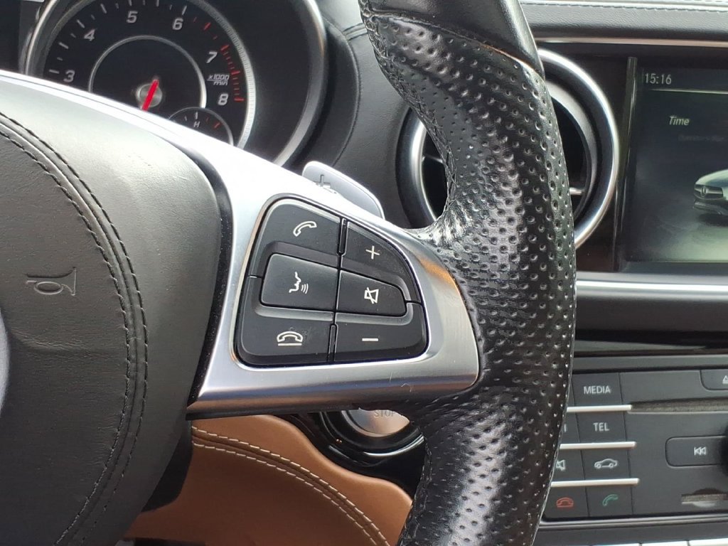 Used 2018 Mercedes-Benz SL 550 image 19