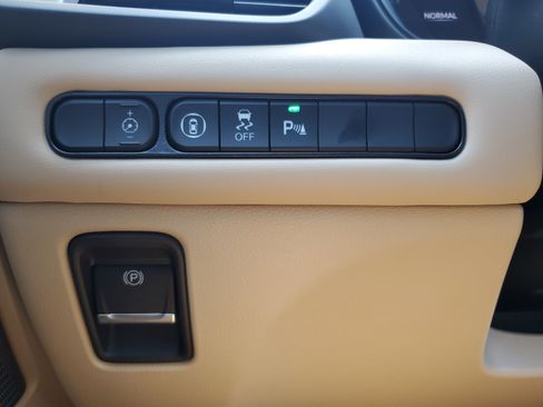 Used 2025 Acura TLX w/ Technology Package FWD image 38