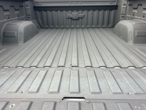 Certified 2025 Chevrolet Silverado 1500 ZR2 w/ Technology Package image 17