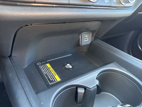 Certified 2024 Honda HR-V EX-L image 31