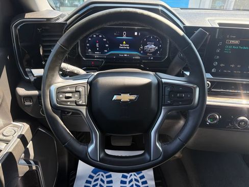 Certified 2023 Chevrolet Silverado 1500 LT AWD/4WD image 14