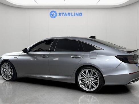 Used 2022 Honda Accord Sport image 4