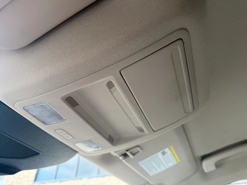 Used 2020 Ford Escape SE FWD image 36