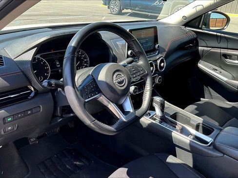 Used 2024 Nissan Sentra SR FWD image 10
