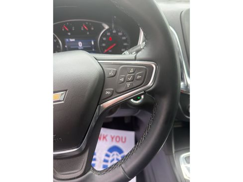 Used 2024 Chevrolet Equinox LT AWD/4WD image 18