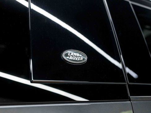 Used 2023 Land Rover Defender 110 X-Dynamic SE AWD/4WD image 24