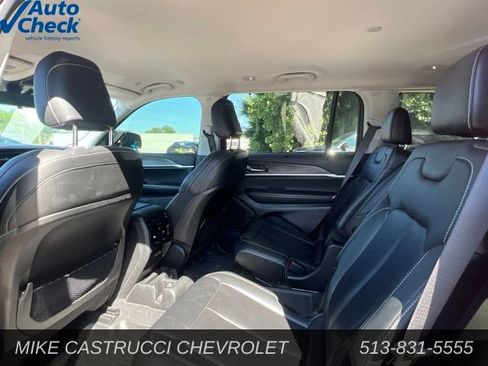 Used 2023 Jeep Grand Cherokee L Limited w/ Luxury Tech Group II AWD/4WD image 7