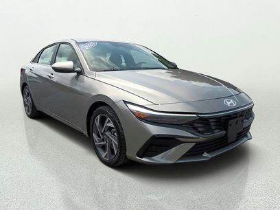 Used 2025 Hyundai Elantra SEL