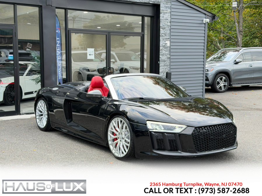 Used 2017 Audi R8 V10 w/ Carbon Exterior Package AWD/4WD image 7