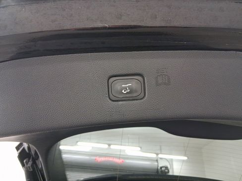 Used 2024 Ford Edge Titanium image 26