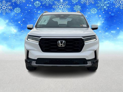 New 2025 Honda Pilot Touring image 9