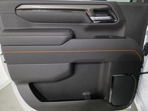 New 2026 GMC Sierra 2500 AT4 w/ AT4 Preferred Package image 26