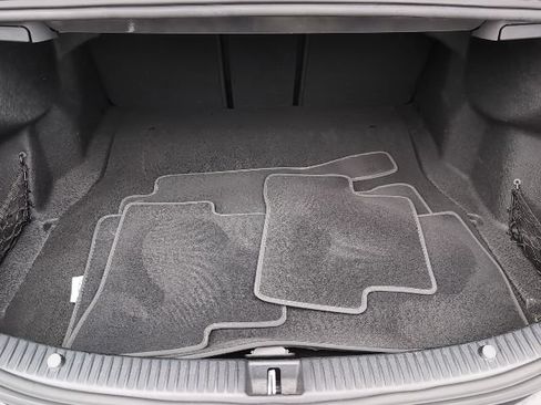 Used 2019 Mercedes-Benz C 300 Sedan image 28
