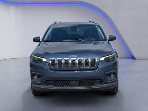 Used 2021 Jeep Cherokee Latitude Lux w/ Trailer Tow Group AWD/4WD image 3