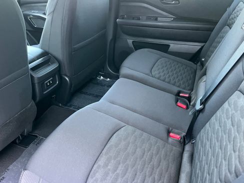 New 2026 Nissan Pathfinder SV image 5