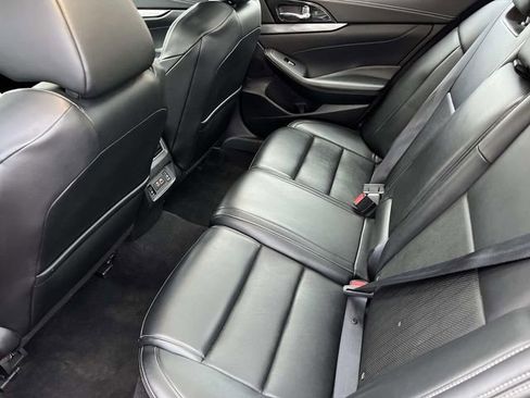 Used 2023 Nissan Maxima SL FWD image 17