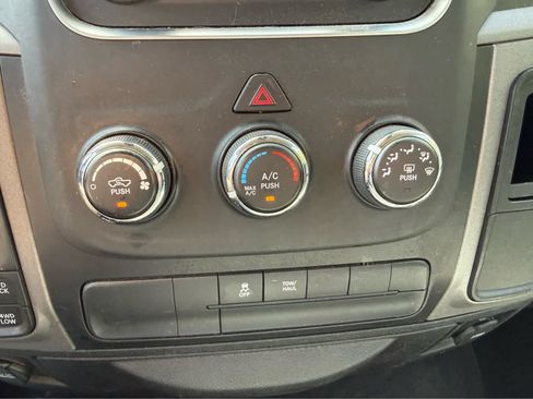 Used 2017 RAM 1500 Big Horn AWD/4WD image 17