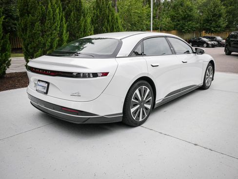 Used 2025 Lucid Air Touring AWD/4WD image 10