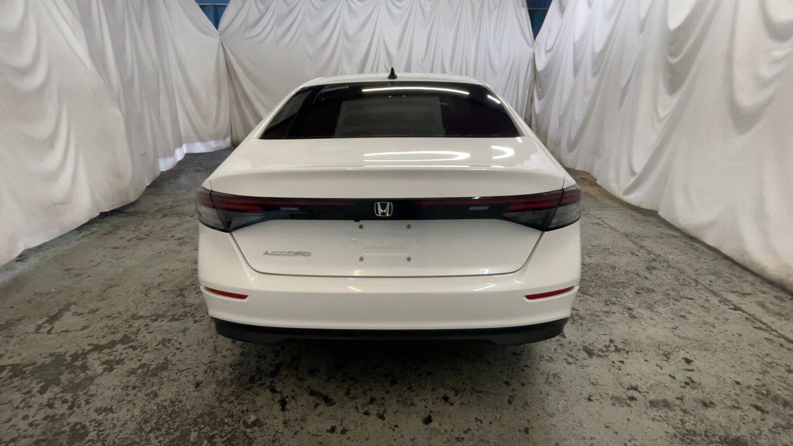 Certified 2025 Honda Accord SE image 8