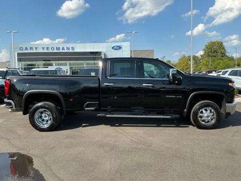Used 2023 Chevrolet Silverado 3500 LTZ w/ LTZ Convenience Package AWD/4WD image 10