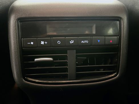 Used 2019 MAZDA CX-9 Touring w/ Touring Premium Package image 28