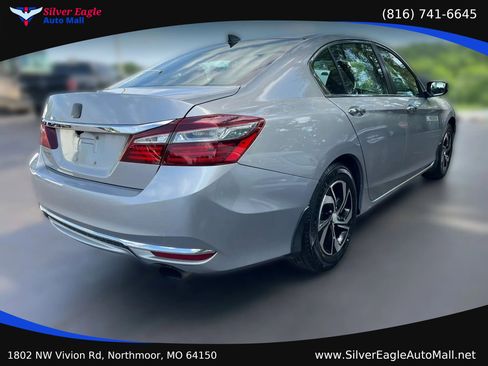 Used 2016 Honda Accord LX image 5