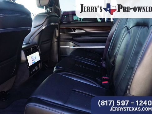 Used 2023 Jeep Grand Wagoneer Base 4D Sport Utility w/ Convenience Group III image 20