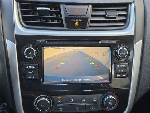 Used 2018 Nissan Altima 2.5 SR w/ SR Midnight Edition image 31