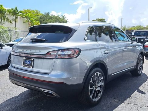 Used 2022 Lincoln Nautilus Reserve FWD image 3