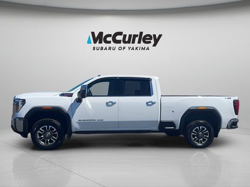 Used 2024 GMC Sierra 3500 SLT w/ SLT Premium Package AWD/4WD image 8