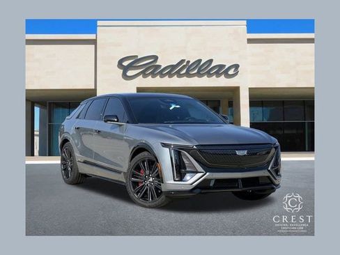 New 2026 Cadillac Lyriq V image 1