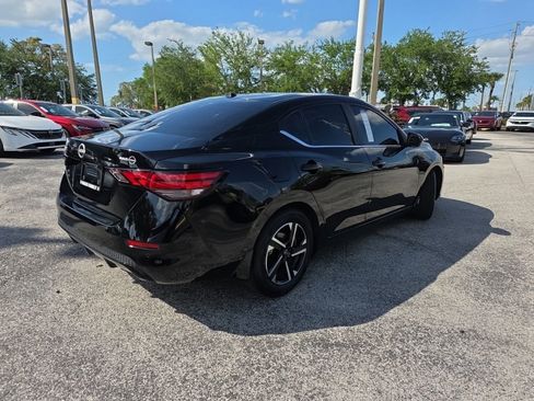 Certified 2025 Nissan Sentra SV w/ All-Weather Package image 8