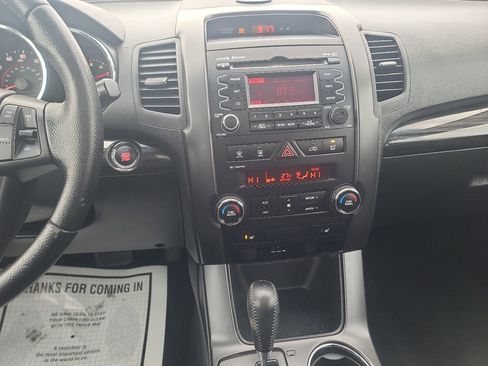 Used 2011 Kia Sorento EX w/ Premium Pkg image 18