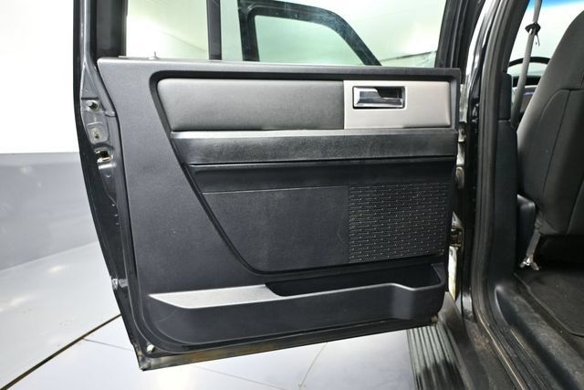 Used 2016 Ford Expedition EL XLT AWD/4WD image 28